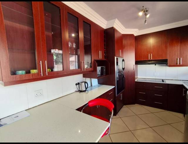 3 BEDROOM HOUSE FOR SALE IN ELDORETTE